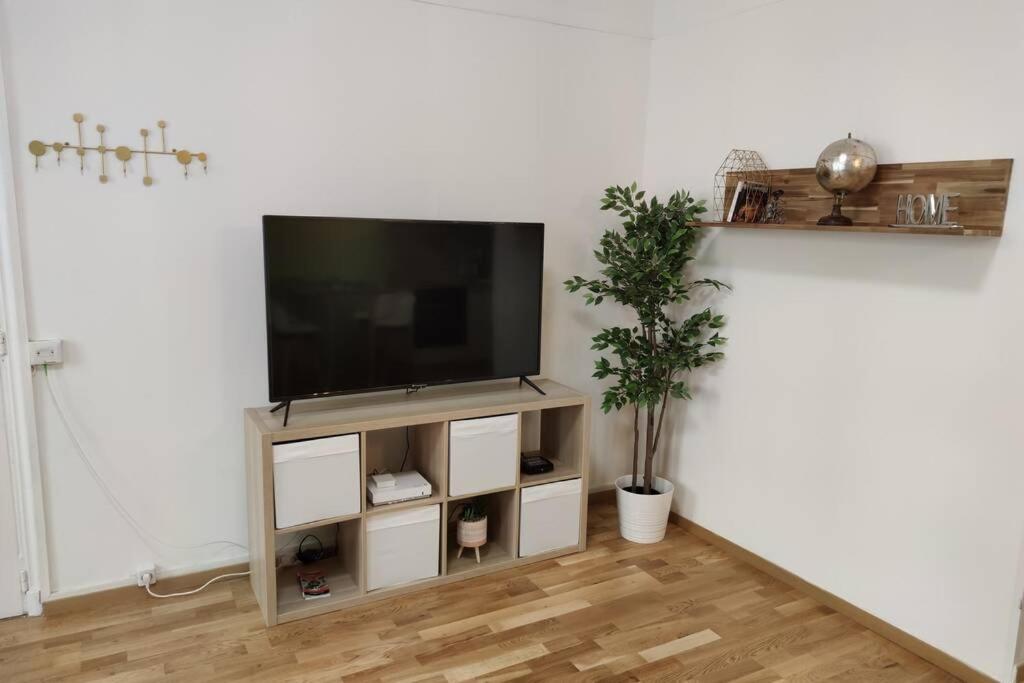 Joli T2 Proche Vieux-Port, Terrasses Du Port Et Metro Joliette Apartment Marseille Bagian luar foto