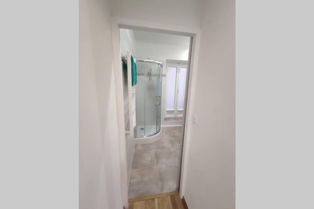 Joli T2 Proche Vieux-Port, Terrasses Du Port Et Metro Joliette Apartment Marseille Bagian luar foto